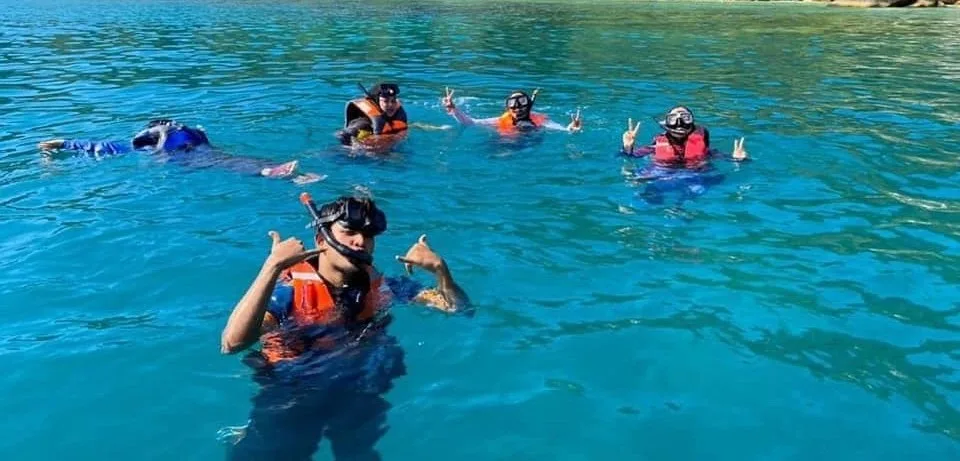 4D3N Perhentian Cocohut Long Beach Resort Snorkeling Package – Includes Meals & Boat Transfer